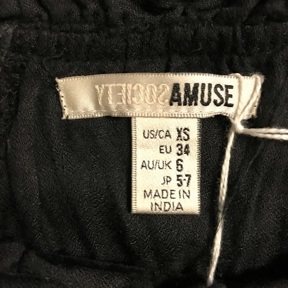 Amuse Society Black Carla Woven top size XS - Picture 2 of 2